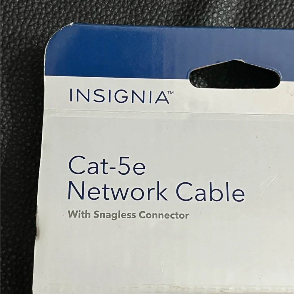 NEW Insignia Cat-5e Network Cable, 25', 1000 Mbps